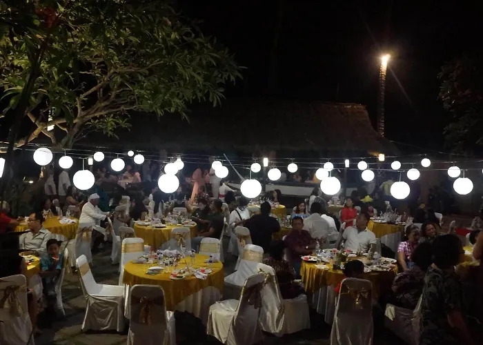ゲストハウス Puri Pandan Restaurant And チャンディダサ