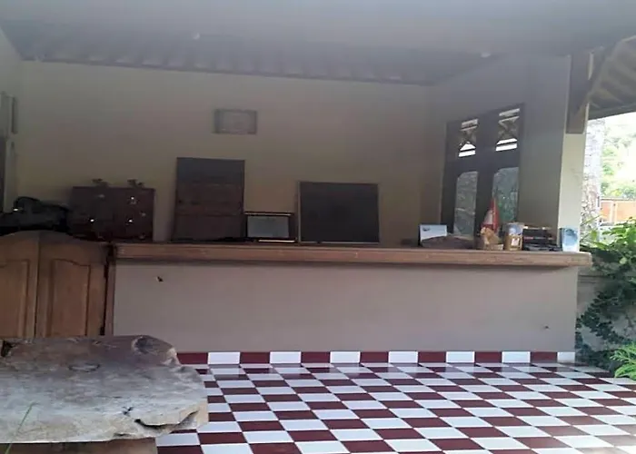 Puri Pandan Restaurant And 2* Candidasa